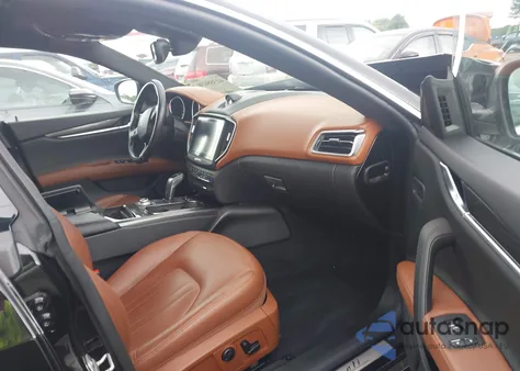 2020 Maserati Ghibli из США, поврежденный, VIN ZAM57XSA6L1356673